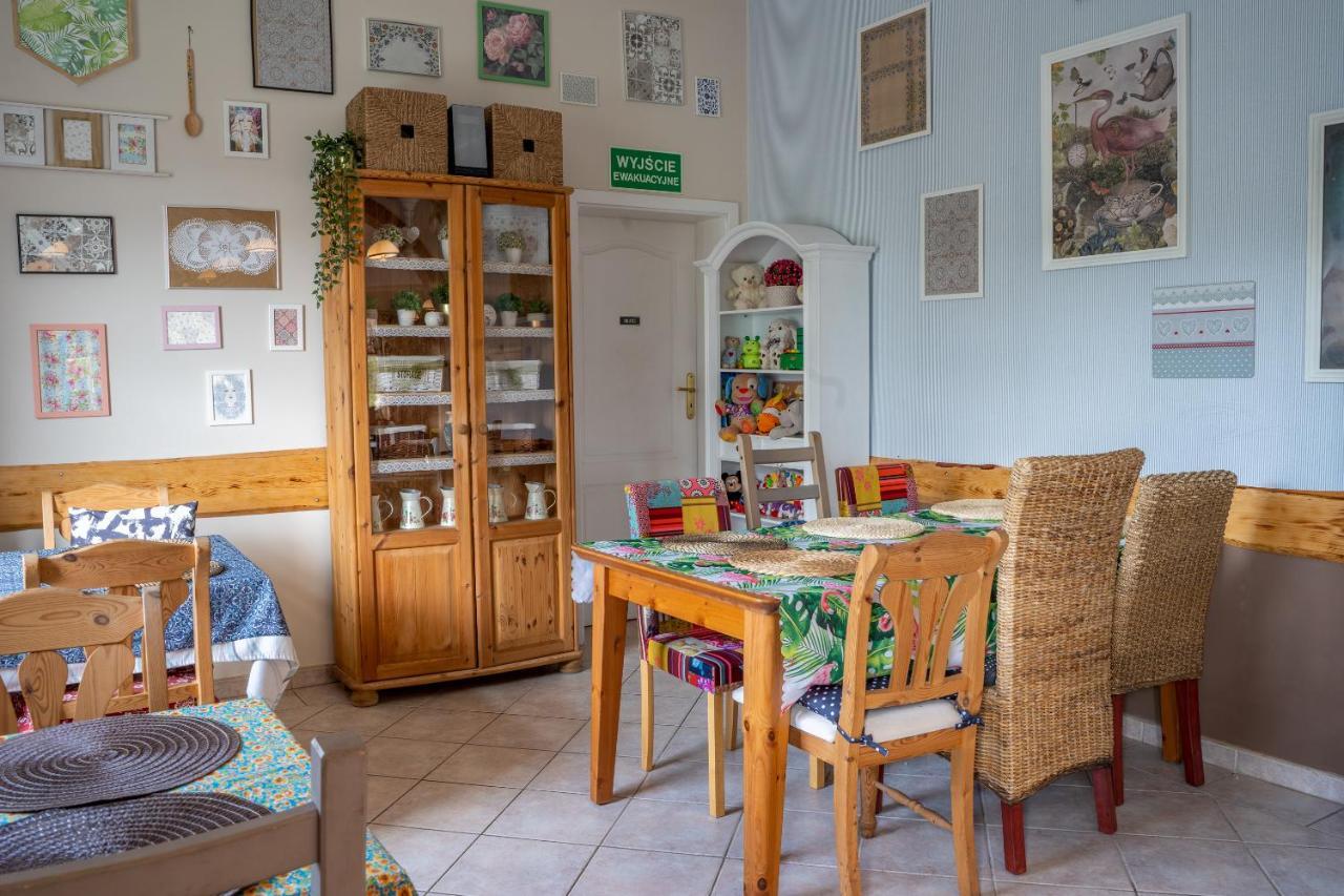 Gosciniec Skolimowka Restauracja I Ze Sniadaniem Na Kaszubach Будинок відпочинку Хмєльно