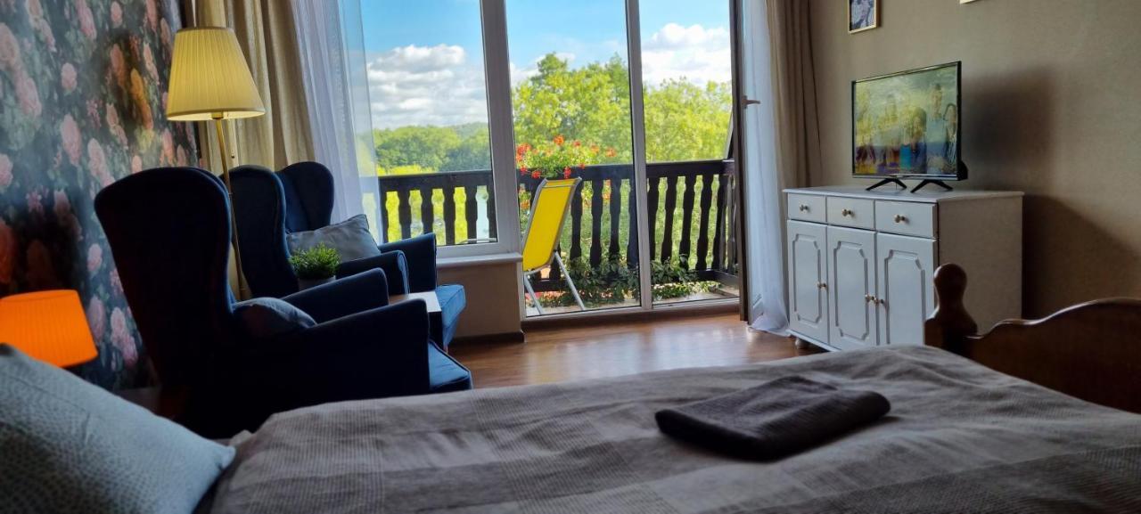 Ferienhaus Gosciniec Skolimowka Restauracja I Ze Sniadaniem Na Kaszubach Chmielno