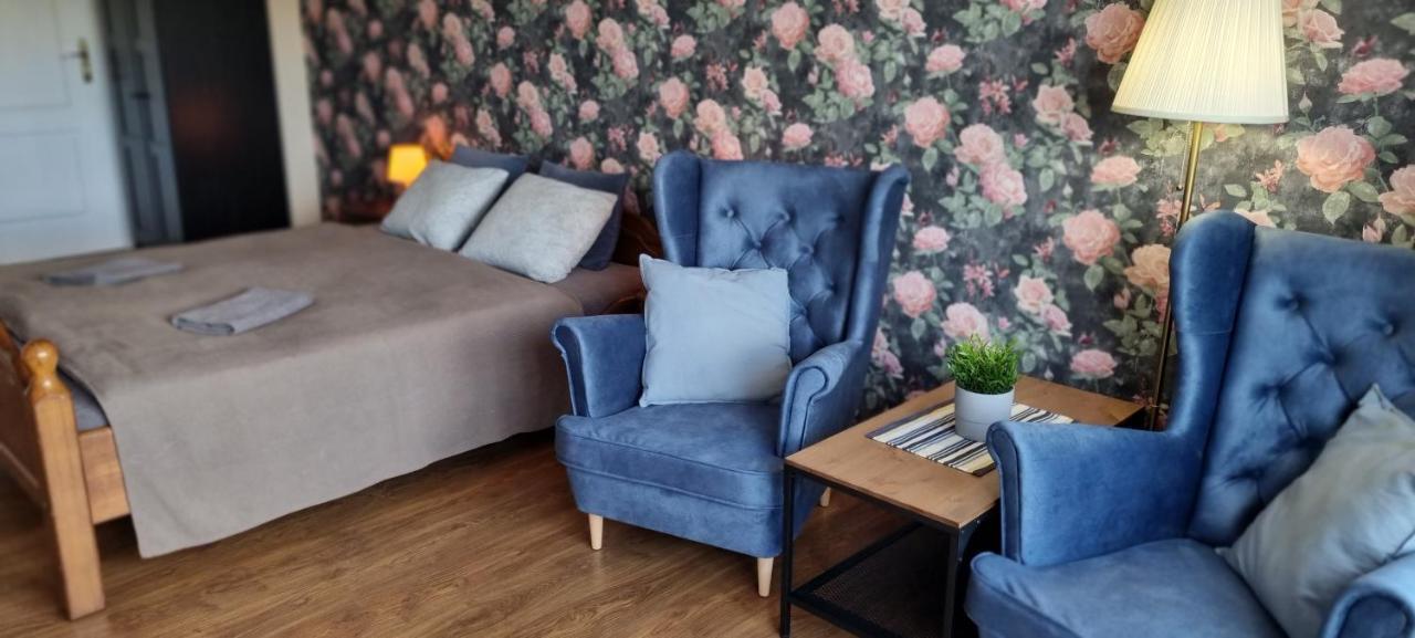 Gosciniec Skolimowka Restauracja I Ze Sniadaniem Na Kaszubach Будинок відпочинку Хмєльно