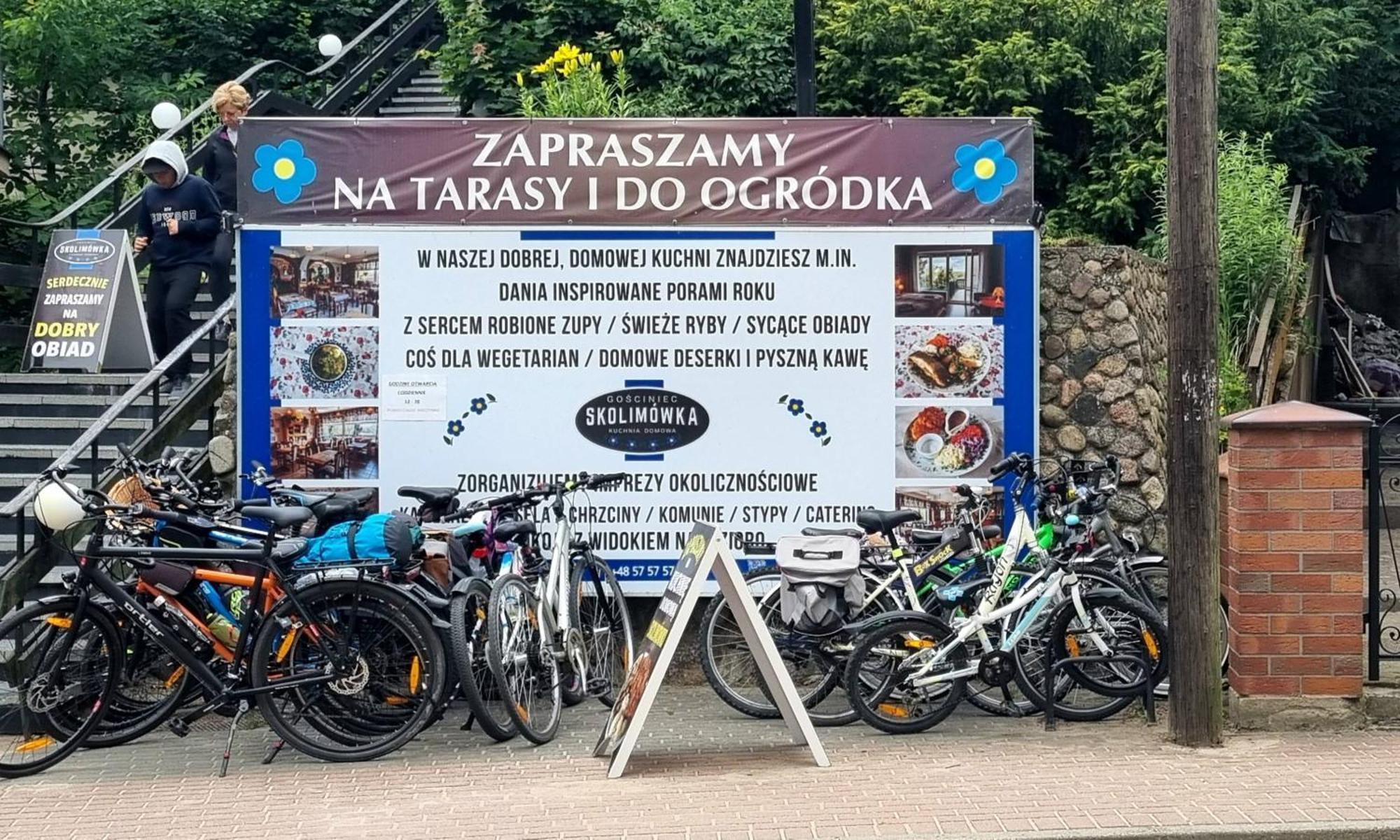 Gosciniec Skolimowka Restauracja I Ze Sniadaniem Na Kaszubach *