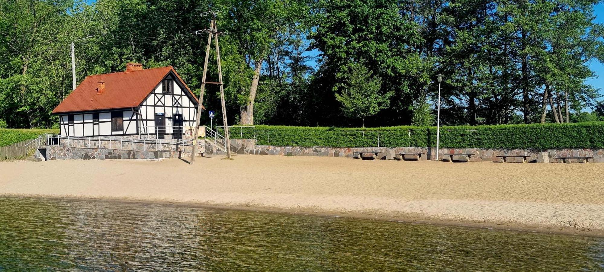 Gosciniec Skolimowka Restauracja I Ze Sniadaniem Na Kaszubach Feriehus